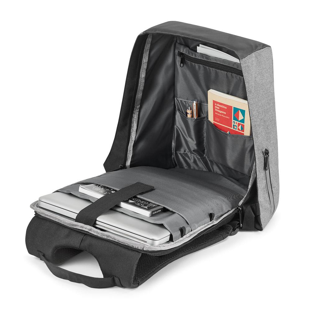 AVEIRO. Mochila para notebook 15'6''